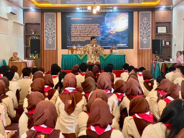 SMA Negeri 2 Madiun Gelar Sosialisasi Tes Kemampuan Akademik (TKA) untuk Murid Kelas XII
